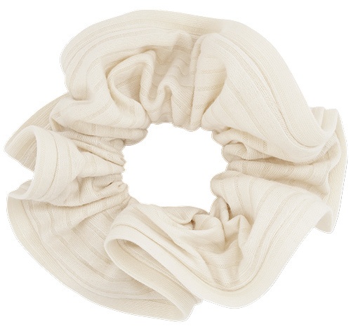 SUI AVA Soft Touch Scrunchie - Off White