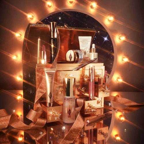 化粧水・ローション・トナー Beauty Treasure Chest Of Love CHARLOTTE TILBURY CHARLOTTE'S BEAUTY TREASURE CHEST SPF