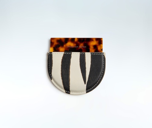 Dries Van Noten Beauty ミラー dries-van-noten-mirror.jpg