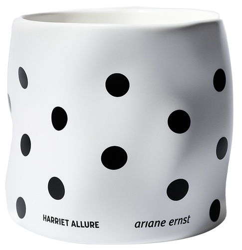 HARRIET ALLURE CHILDHOOD MEMORIES CANDLE