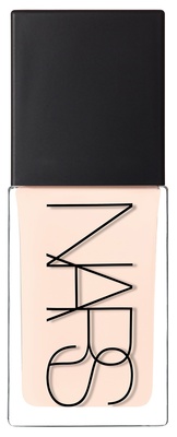 NARS Light Reflecting Foundation يولونغ