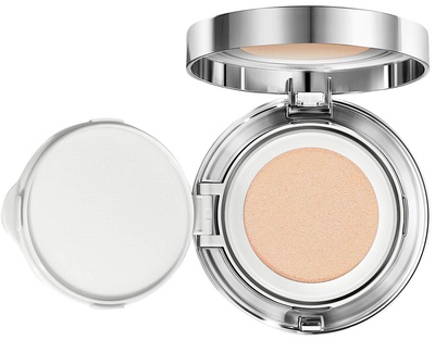 Chantecaille Future Skin Cushion Foundation هالة