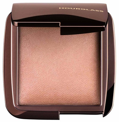 Hourglass Ambient™ Lighting Finishing Powder ضوء مشع
