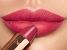 CHARLOTTE TILBURY MATTE REVOLUTION CAMINHADA DE GATO