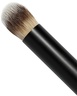 lisa eldridge SEAMLESS BLEND BRUSH NO. 4 MICRO FACE BUFFING BRUSH