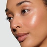 lisa eldridge Elevated Baume Glow Concentrate Butterfly Light