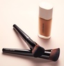 LAURA MERCIER REAL FLAWLESS FOUNDATION BRUSH