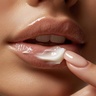 Cosmetics 27 Baume 27 Lips and Contour